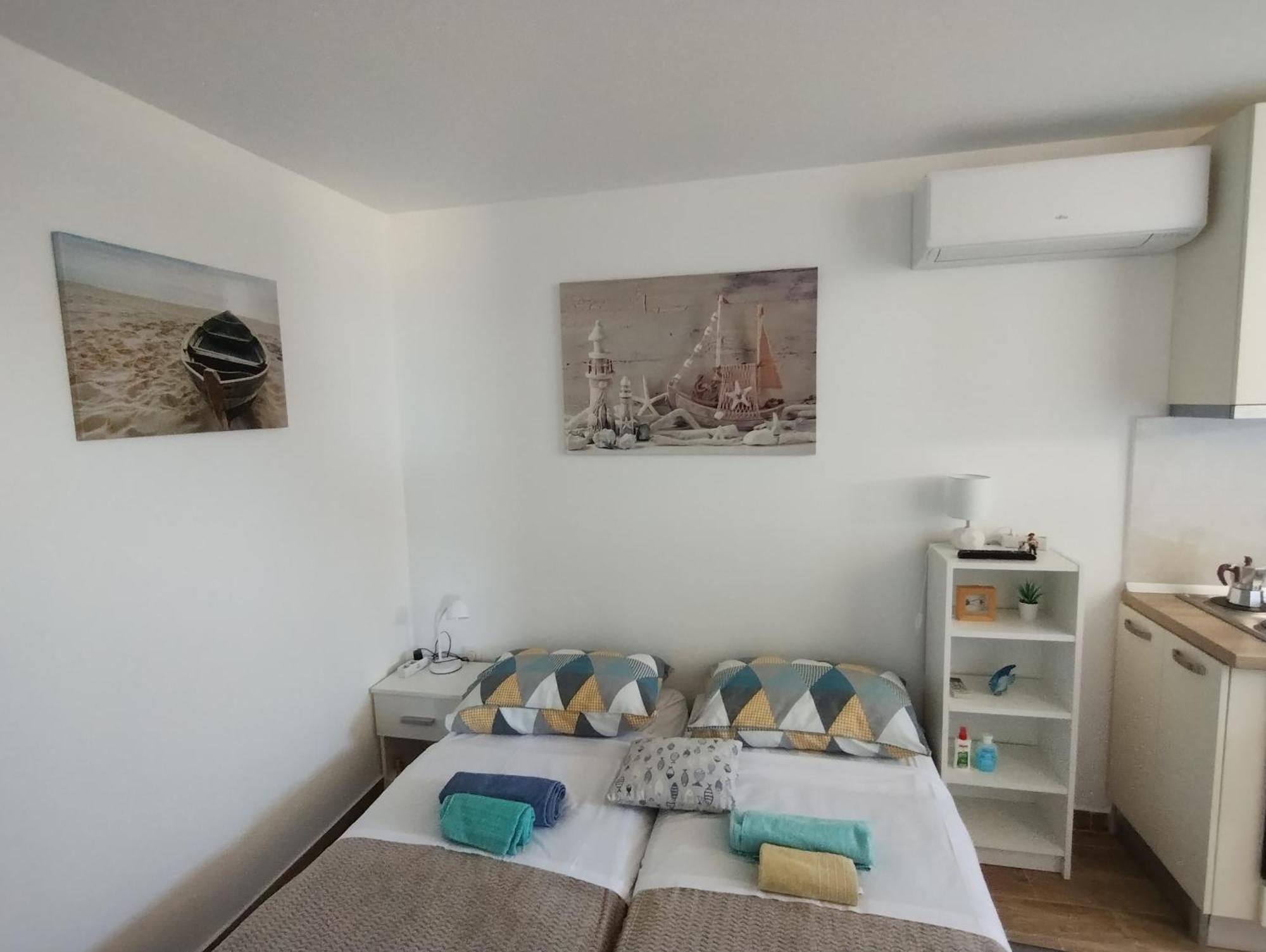 Old Captain'S Apartments - In A Pine Wood By The Sea And Tennis Courts Split Habitación foto